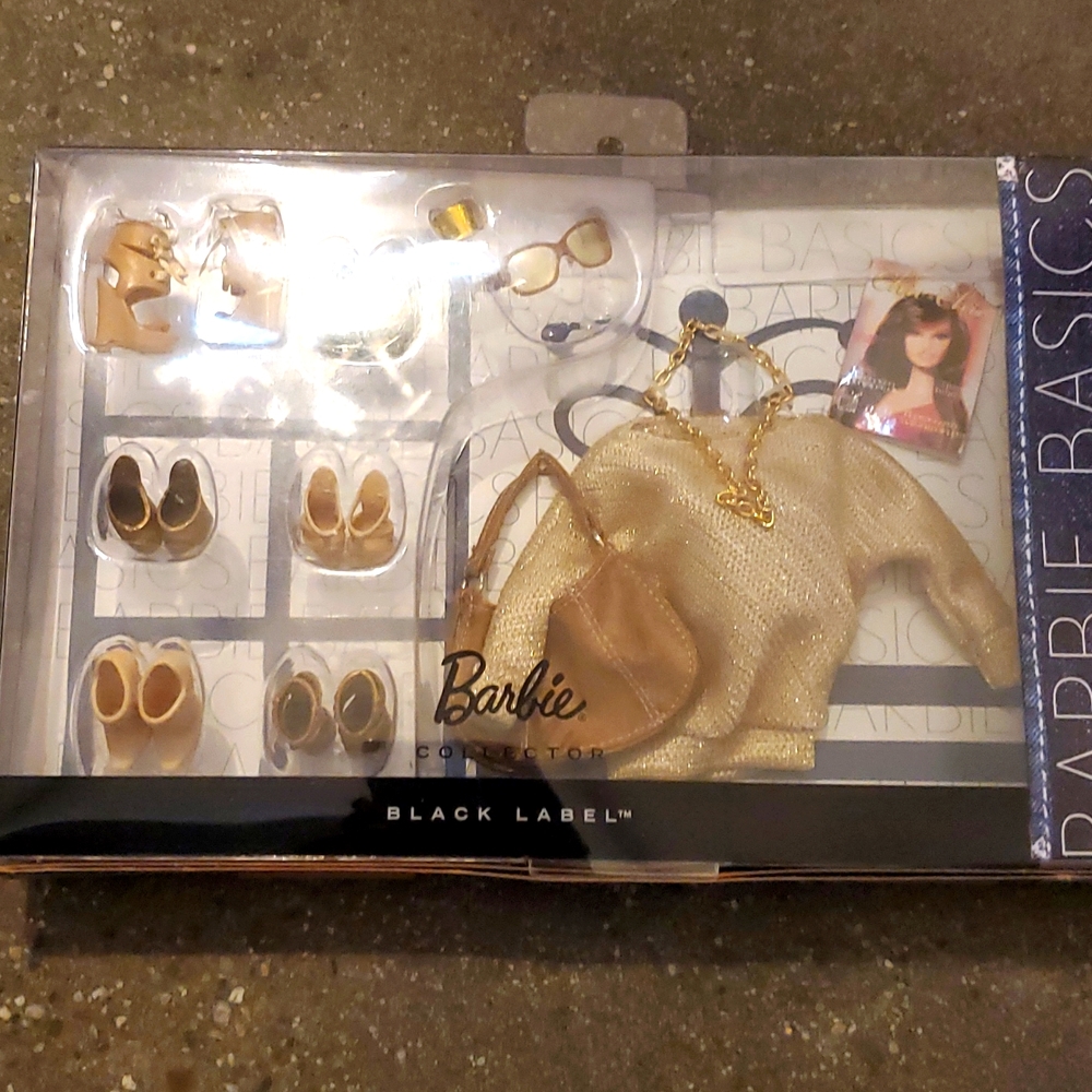 Barbie Basics